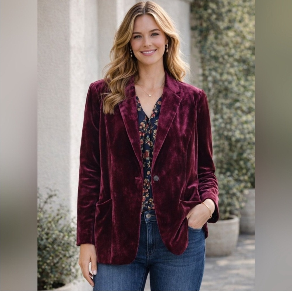 Chico’s Velvet Blazer Size M Wine Plum Burgundy Cocktail Vampire Whimsygoth 0